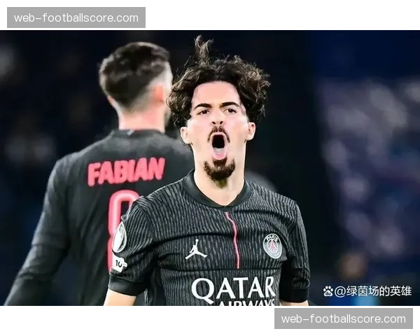 巴黎圣日耳曼3-1朗斯,维蒂尼亚传射建功 巴黎圣日耳曼3-1朗斯,维蒂尼亚传射建功