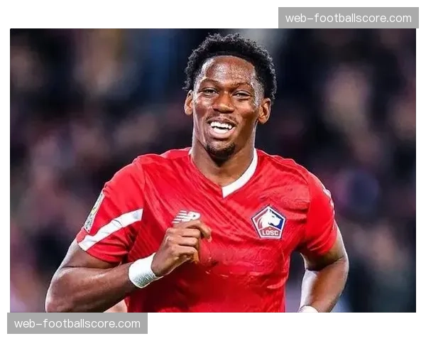 里尔前锋乔纳森·戴维接受队报专访,谈个人未来与球队欧战目标 里尔前锋乔纳森·戴维接受队报专访,谈个人未来与球队欧战目标