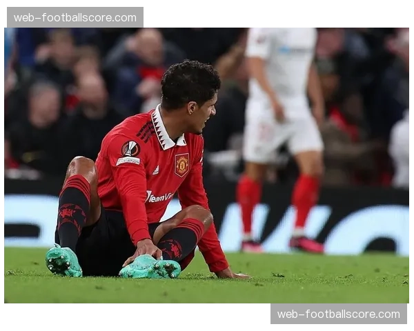 官方：曼联后卫利桑德罗·马丁内斯膝盖韧带受伤，赛季提前报销